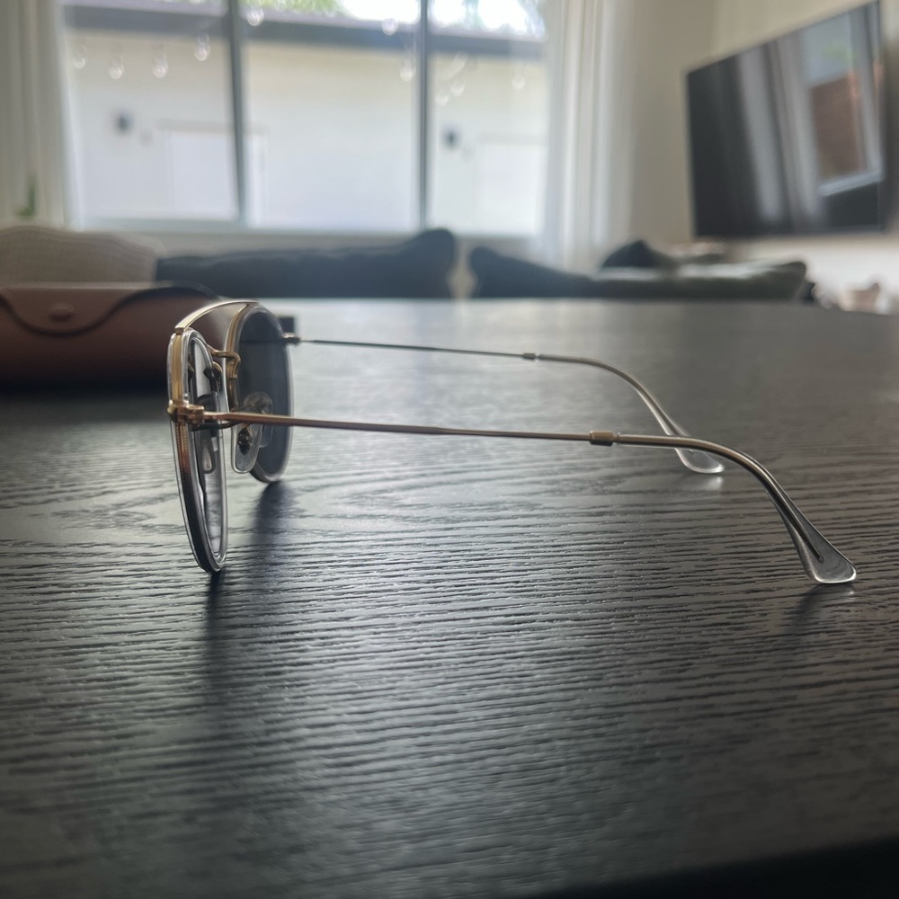 Ray-Ban Gold Sunglasses with Case - Picture 3 of 3
